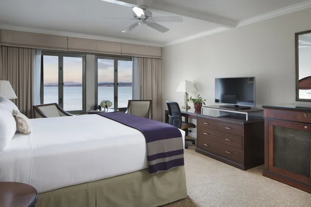 غرفة بسريرين كوين بإطلالة على المرفأ، Monterey Plaza Hotel & Spa 2/6
