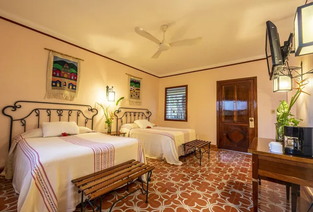 غرفة سوبيريور بإطلالة على الحديقة، Hacienda Uxmal 3/5