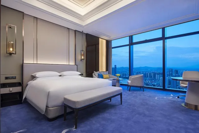 غرفة ديلوكس بسرير كينج بإطلالة على النهر، Hyatt Regency Lanzhou 1/3