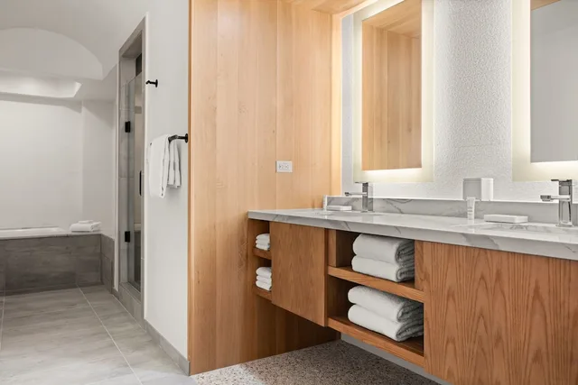 غرفة كلوب بسرير كينج بإطلالة على المرسى، Marriott Marina Del Rey 8/10