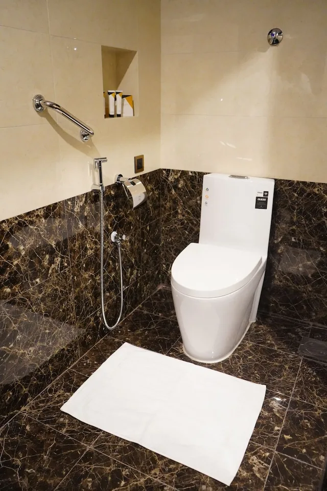 غرفة أساسية بسرير كينج، فندق الارتقاء(Al Ertiqaa Hotel Ex Continent Hotel Al Ertiqaa) 10/10