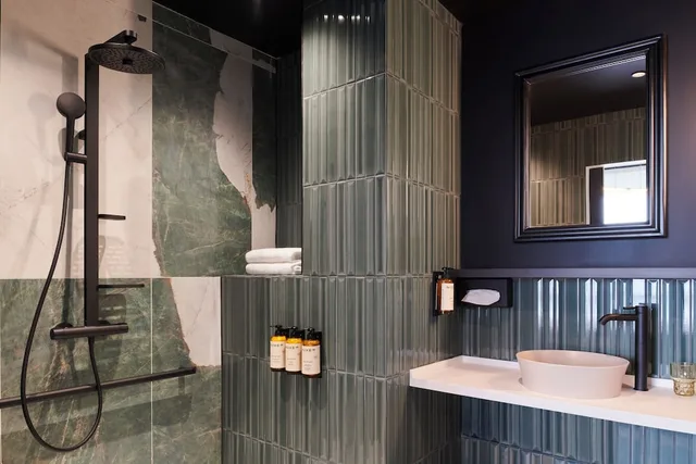 جناح جونيور بسرير كينج مع أريكة، Mercure Quimper Kerlic 7/9