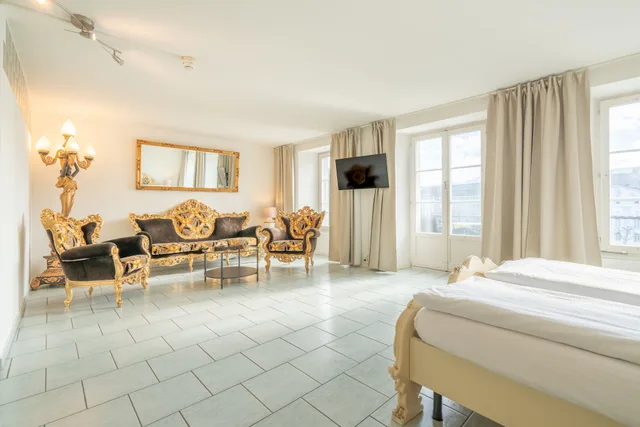 Honeymoon, Suite, 3 King Beds, Altstadt Hotel Magic Luzern 5/9