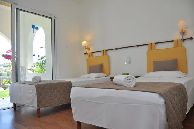 غرفة سوبيريور عائلية بسرير مزدوج وسريرين منفصلين، Cyprotel Faliraki Hotel 3/10