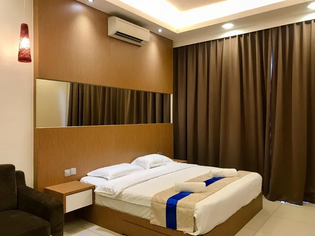 Deluxe, Studio, Suite, Multiple Beds, Garden View, Balcony، Sunset & Seaview Vacation Condo City Centre @ IMAGO Shopping Mall 2/3