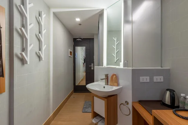 غرفة قياسية بسرير مزدوج بإطلالة، Selah Pods Hotel Manila 5/5