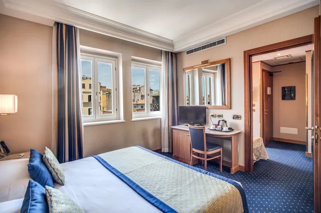 جناح جونيور بسرير كوين، Diocleziano Hotel 7/10