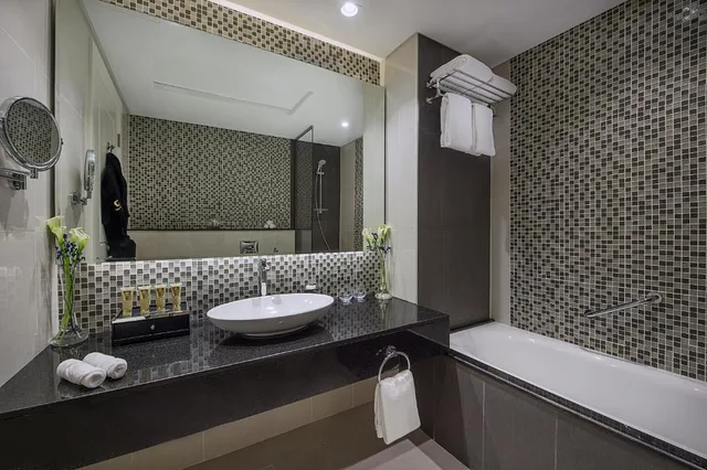 Burj, 2 Bedrooms, Suite, Fountain View, DAMAC Maison Distinction 3/6