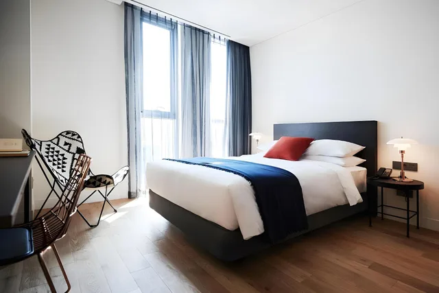 غرفة قياسية بسرير مزدوج يُسمح فيها بالحيوانات الأليفة، La Casa Hotel Gwangmyeong 1/1