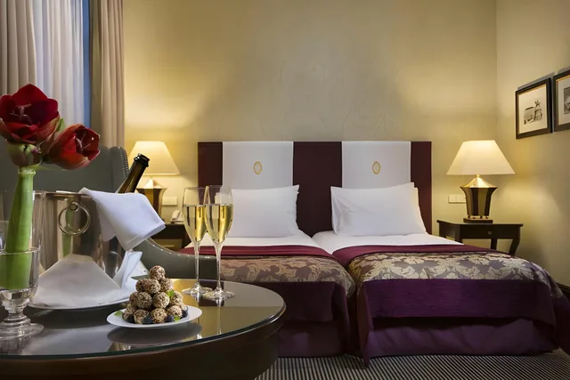 جناح ديلوكس مع سرير إضافي، Esplanade Zagreb Hotel 1/2