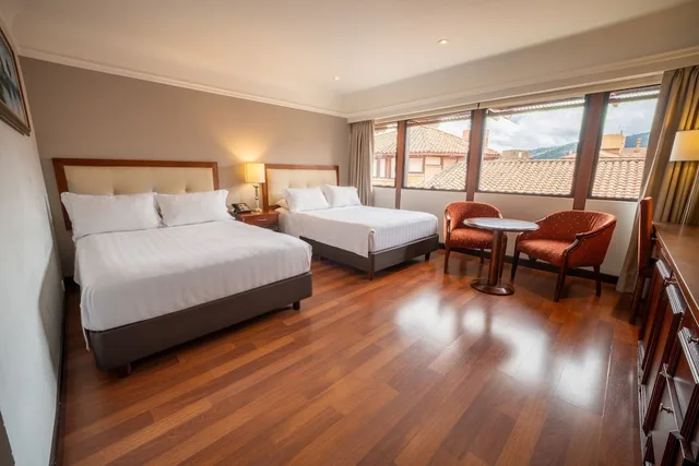 Superior, Twin Beds, Estelar La Fontana 2/5