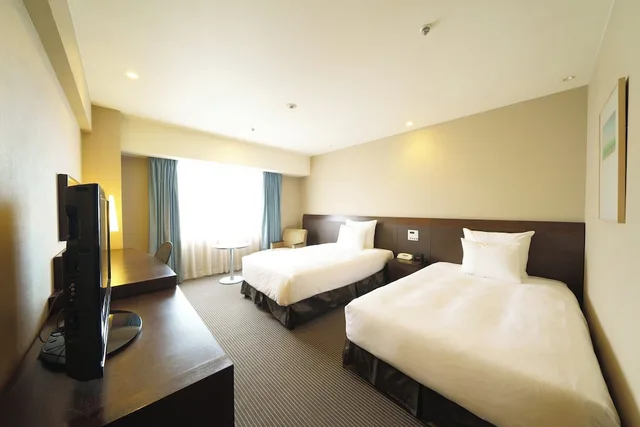 غرفة بريميوم بسريرين منفصلين بإطلالة على المدينة للمدخنين، Ana Crowne Plaza Hotel Hiroshima 1/9