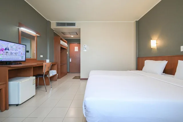 غرفة سوبيريور بسرير مزدوج، Rattana Park Hotel 2/10