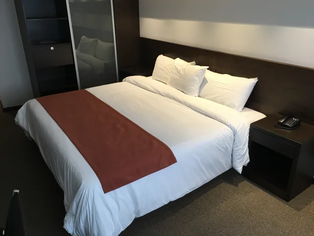 غرفة قياسية بسرير مزدوج، Crystal Tower Hotel 3/3