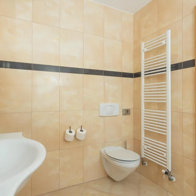 جناح جونيور، Family Hotel La Luna – All inclusive 3/5