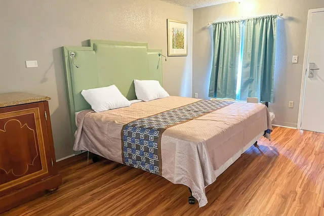 غرفة قياسية بسرير كينج، Hahira Inn By OYO near Valdosta 2/10
