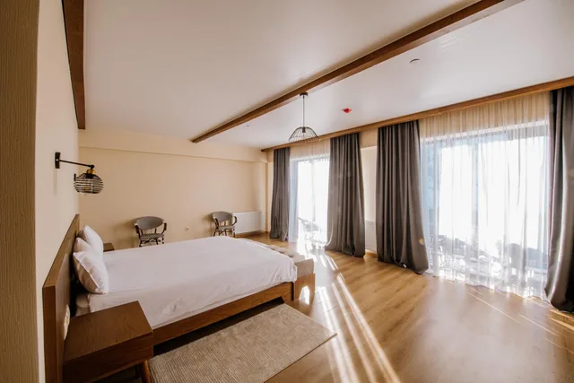 جناح جونيور في الملحق، Gudauri Inn 4/10