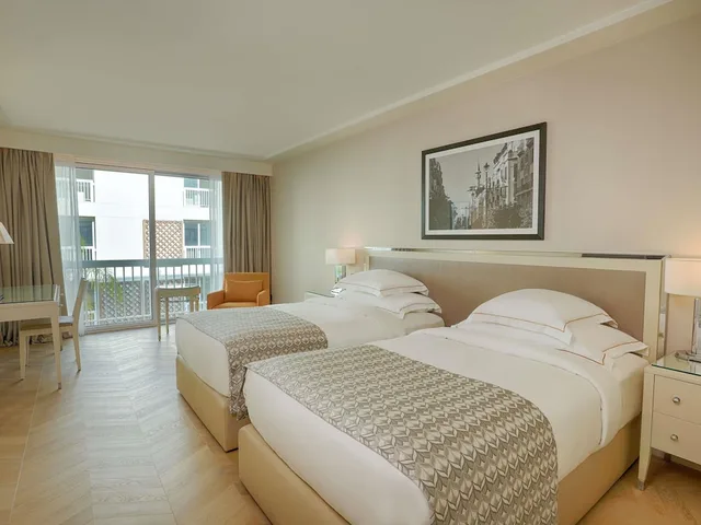 غرفة تنفيذية بسريرين منفصلين، Movenpick Hotel Beirut 3/10