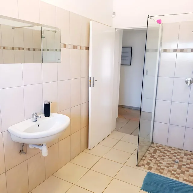 سكن مشترك مختلط أساسي بأسرّة بطابقين، Kate's Nest Guesthouse 2/2