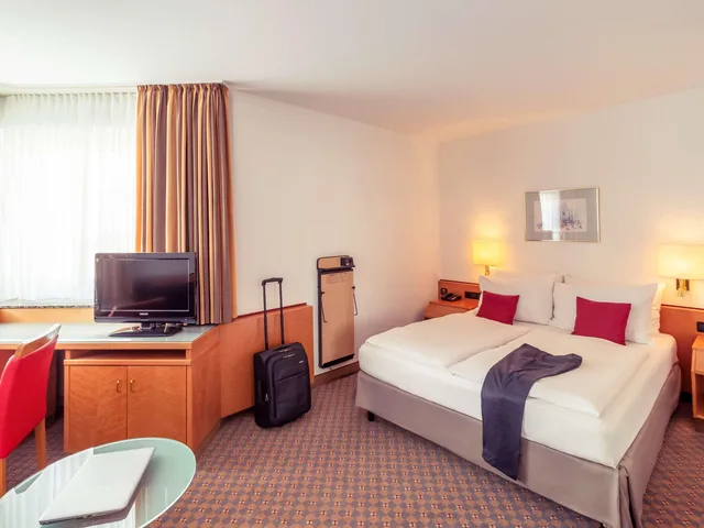 غرفة بريميوم بسرير كوين، Mercure Hotel Koeln City Friesenstrasse 2/4
