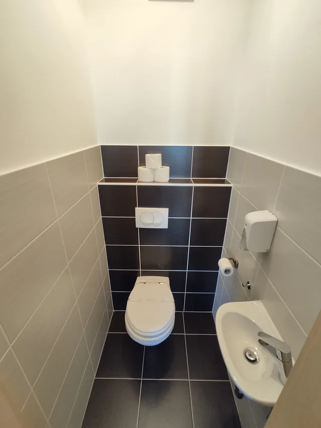 غرفة تنفيذية بشرفة بغرفة نوم واحدة، CORVIN CENTER SUITES 6/9
