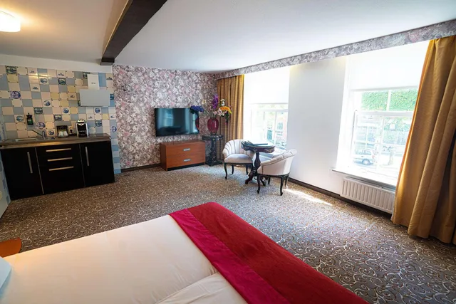 استوديو بسرير مزدوج بمطبخ صغير، Grand Museum Hotel, BW Signature Collection 5/9