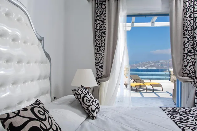 Executive, Suite, Private Pool, Grand Beach 3/6