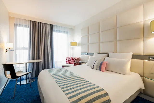 غرفة قياسية بسرير مزدوج، Mercure Le President Biarritz Centre Hotel 1/3