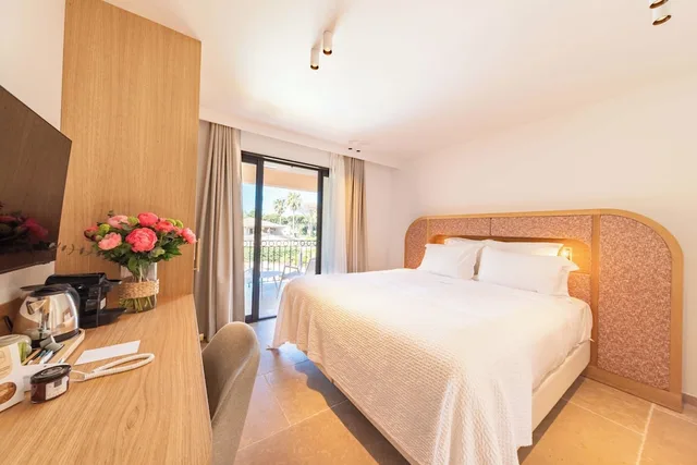 غرفة ديلوكس بسرير كوين، Hotel Brin d Azur 5/7