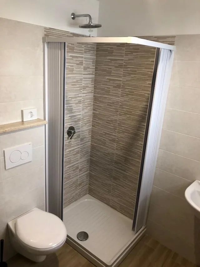 غرفة قياسية ثلاثية بسرير كوين وسرير فردي، Elios Hotel 5/6