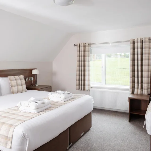 5 Bedrooms, House، Roe Park Resort 1/8