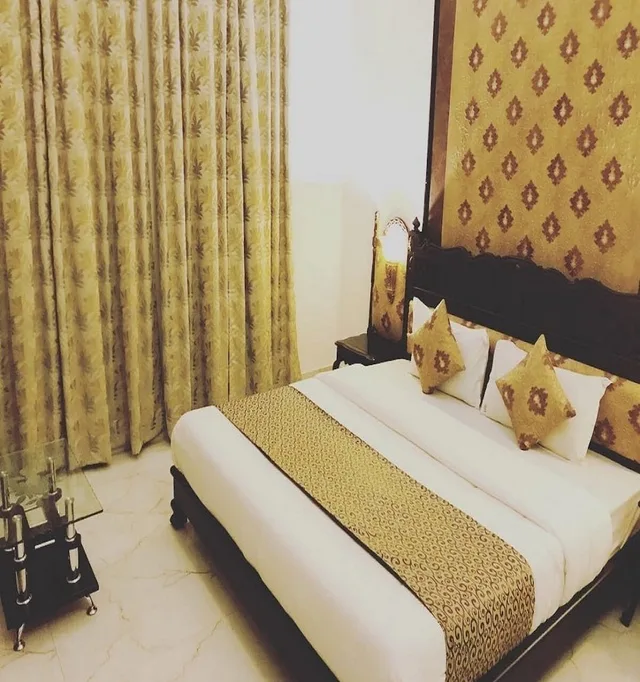 Oyo 7880 Hotel Navrang، Kota 8/28