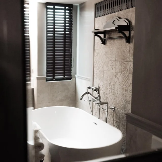 Deluxe, Studio, King Bed, Burirattana Hotel - Adults Only 4/8