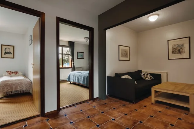 جناح عائلي بسرير كوين وسريرين منفصلين بشرفة، HOTEL KRIUNES 6/9