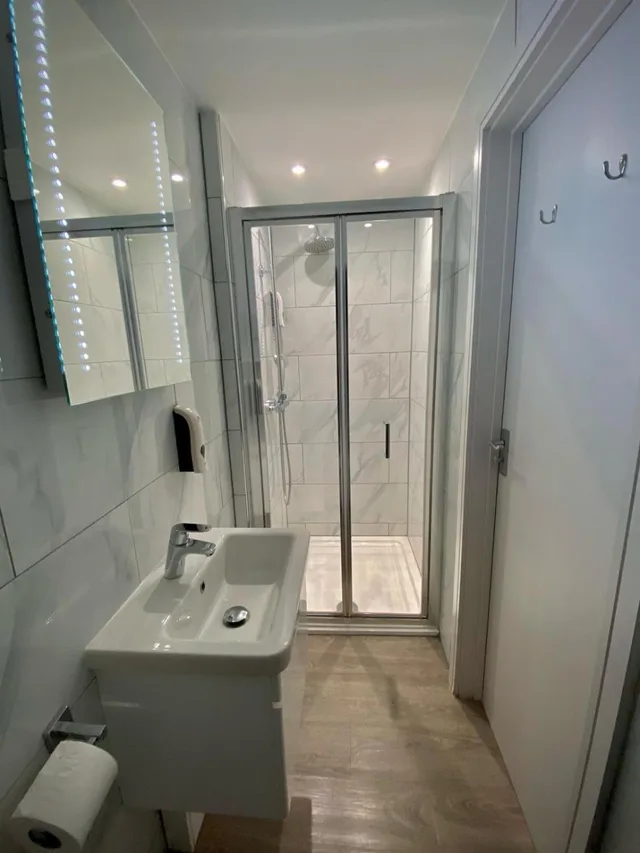 غرفة بسريرين منفصلين، Holtwhites Hotel 3/3