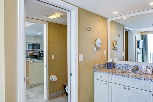 1 Bedroom, Suite, Queen Bed, Ocean View, Sofa, Boardwalk Resort And Villas 3/3