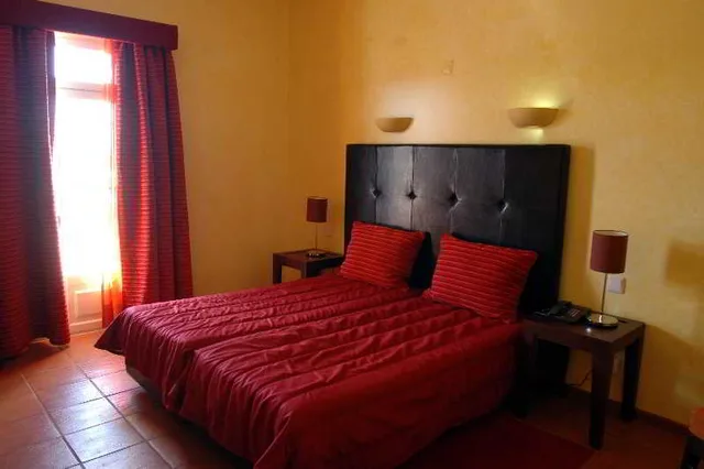 غرفة قياسية بسرير مزدوج أو سريرين منفصلين، Lam Hotel Convento d Alter 1/5