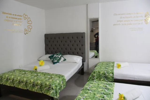 Family, 1 Double and 3 Single Beds، Hotel Rodadero Dorado 4/10