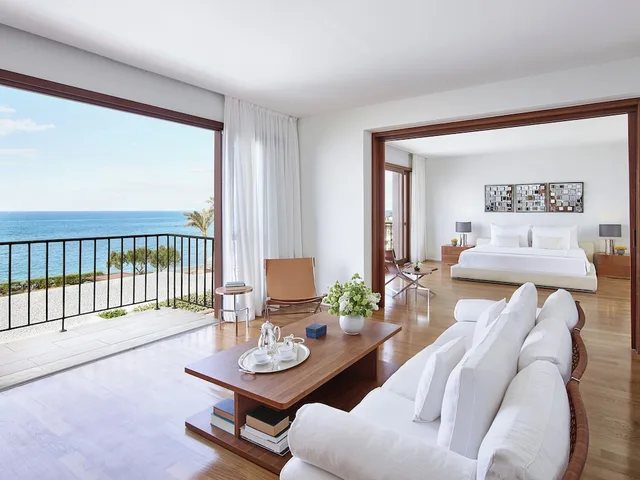 2 Bedrooms, Infinity, Villa, 2 King Beds, Private Pool، Amirandes, A Resort to Live 3/4