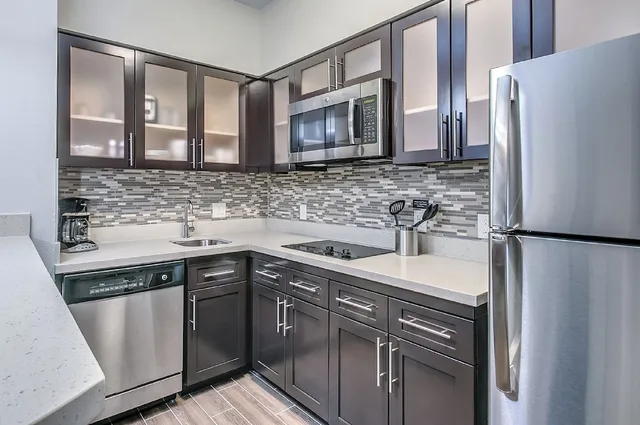 جناح بسرير كينج بغرفة نوم واحدة بمطبخ، STAYBRIDGE SUITES LUBBOCK SOUTH 6/7