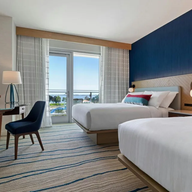 Room, 2 Queen Beds, Bay View, Balcony, Accessible، Gaylord Pacific Resort & Convention Center 4/6