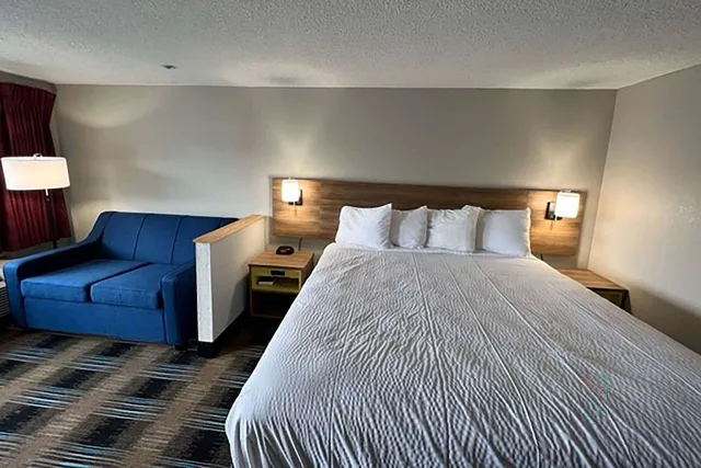جناح استوديو بسرير كينج، Days Inn by Wyndham Liverpool/Syracuse 1/3