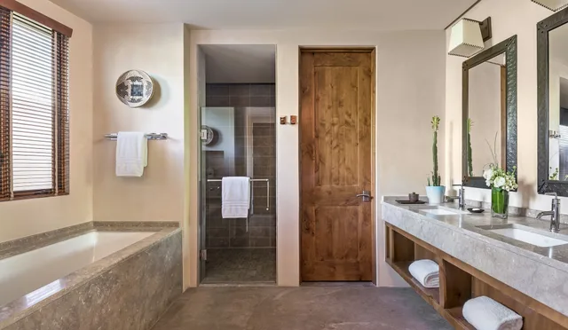 غرفة بسرير كينج لذوي الإعاقة، Four Seasons Resort Rancho Encantado Santa Fe 3/4
