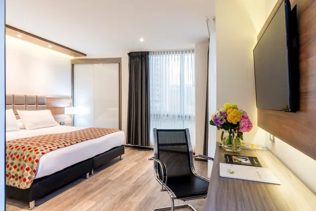 Standard, Double Bed, GHL Hotel Porton Medellin 4/6