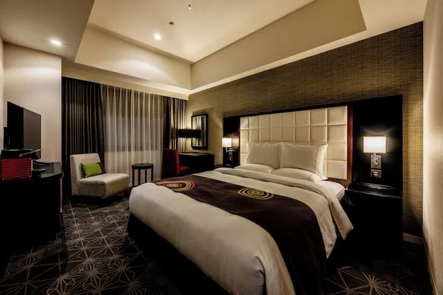 غرفة بريميوم بسرير كوين، Royal Park Hotel the Fukuoka 1/1