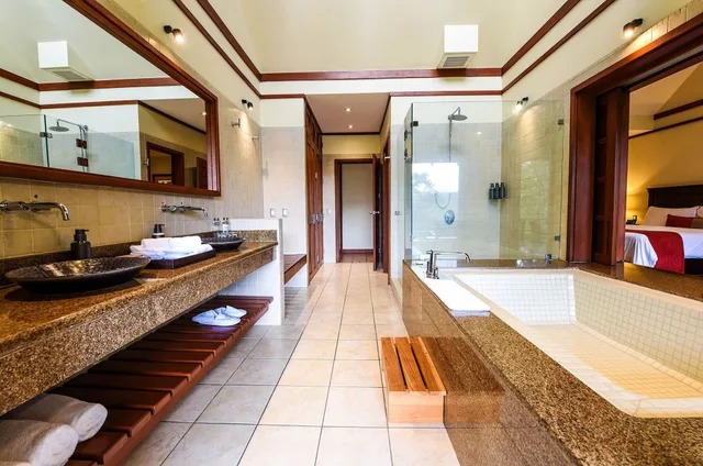 Rainforest, King Bed، Tabacon Thermal Resort and Spa 5/6