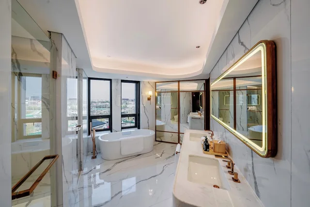 Business, Premier, Suite, King Bed, Wyndham Beijing North 4/5