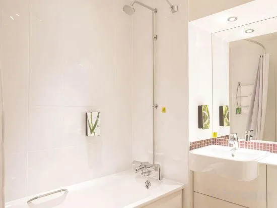 غرفة مفردة بسرير مزدوج، Premier Inn Aberdeen City Centre 2/2