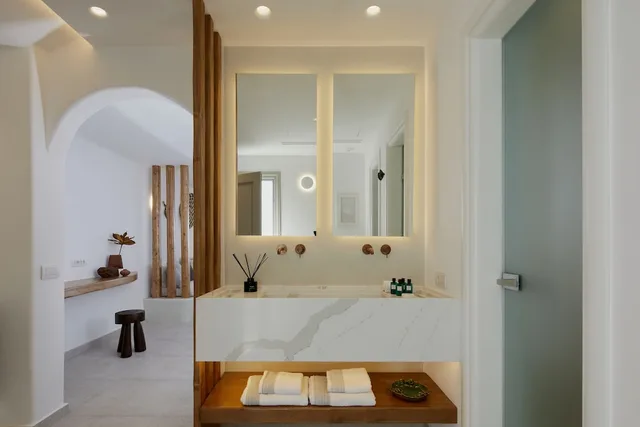Diamond, Infinity, Suite, King Bed, Sofa, Private Pool، Phos The Boutique Luxury Hotel & Villas 2/2