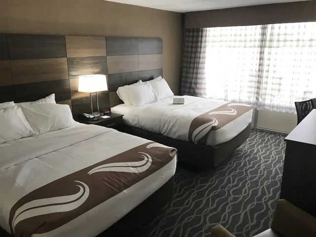 غرفة قياسية بسريرين كوين، Quality Inn And Conference Center Richmond, IN 5/10
